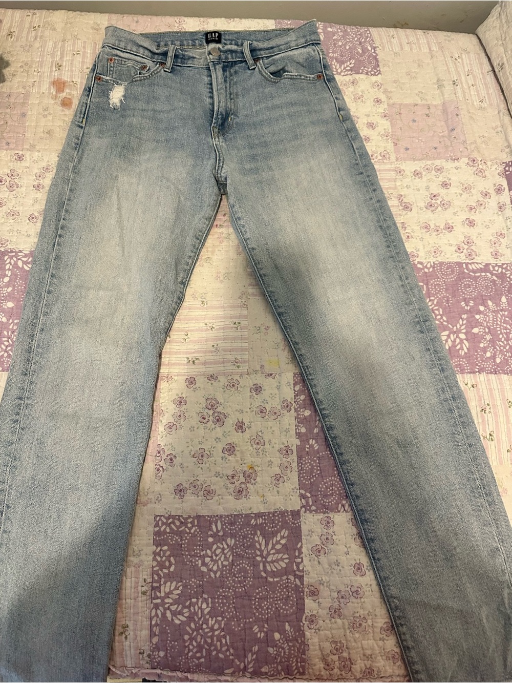GAP Women's Pale Blue Straight Leg Jeans